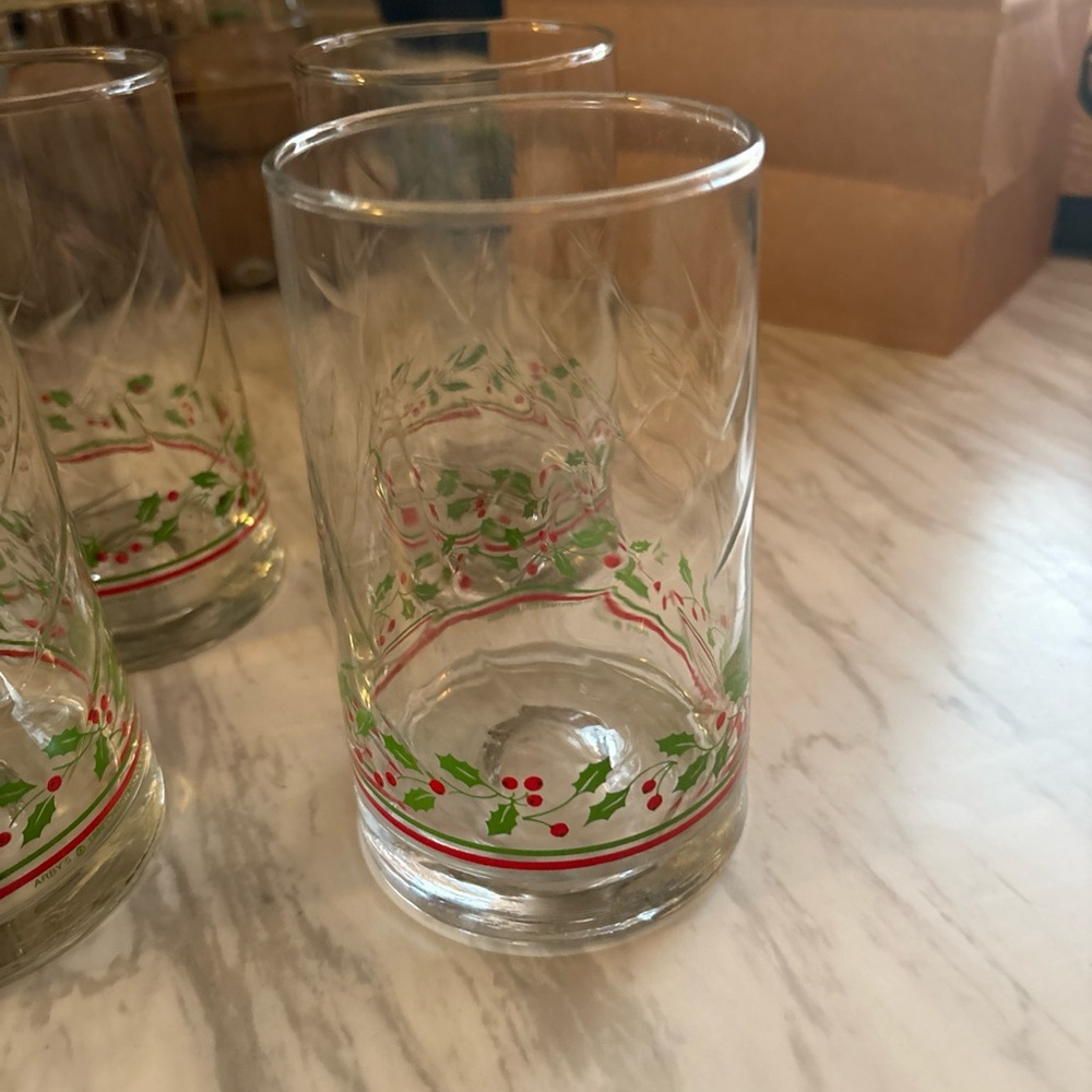 Festive Holiday Glasses Arby’s Christmas Holly Design